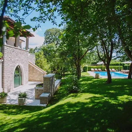 Mit Garten Und Pool Sowie Herrlicher Aussicht בית נופש Kringa