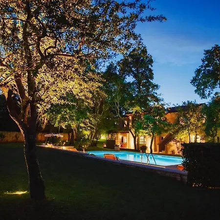 Mit Garten Und Pool Sowie Herrlicher Aussicht Kringa